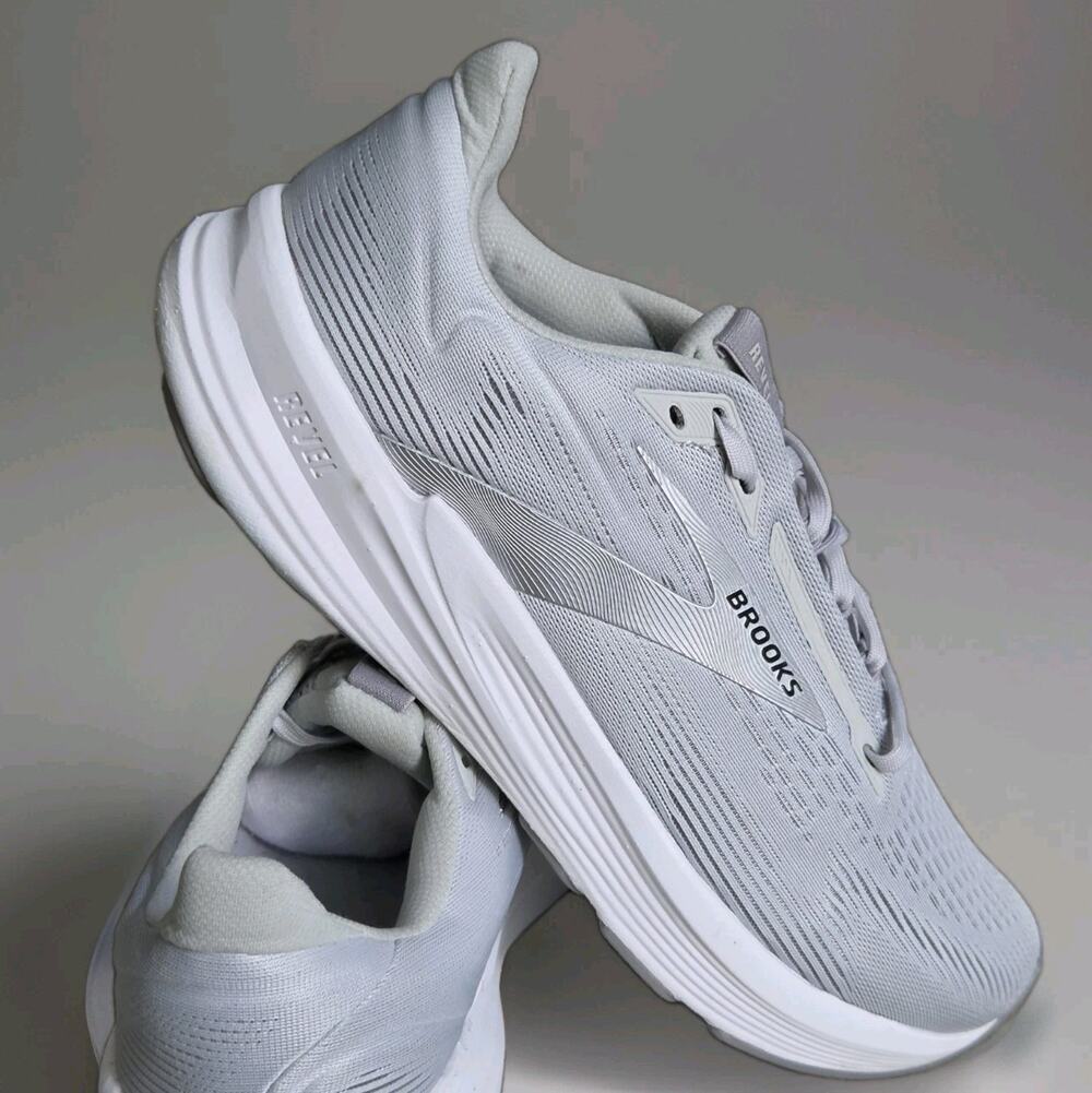 Brooks Revel 6 Running Shoes Womens 11 Grey White 1204561B06 Sneakers